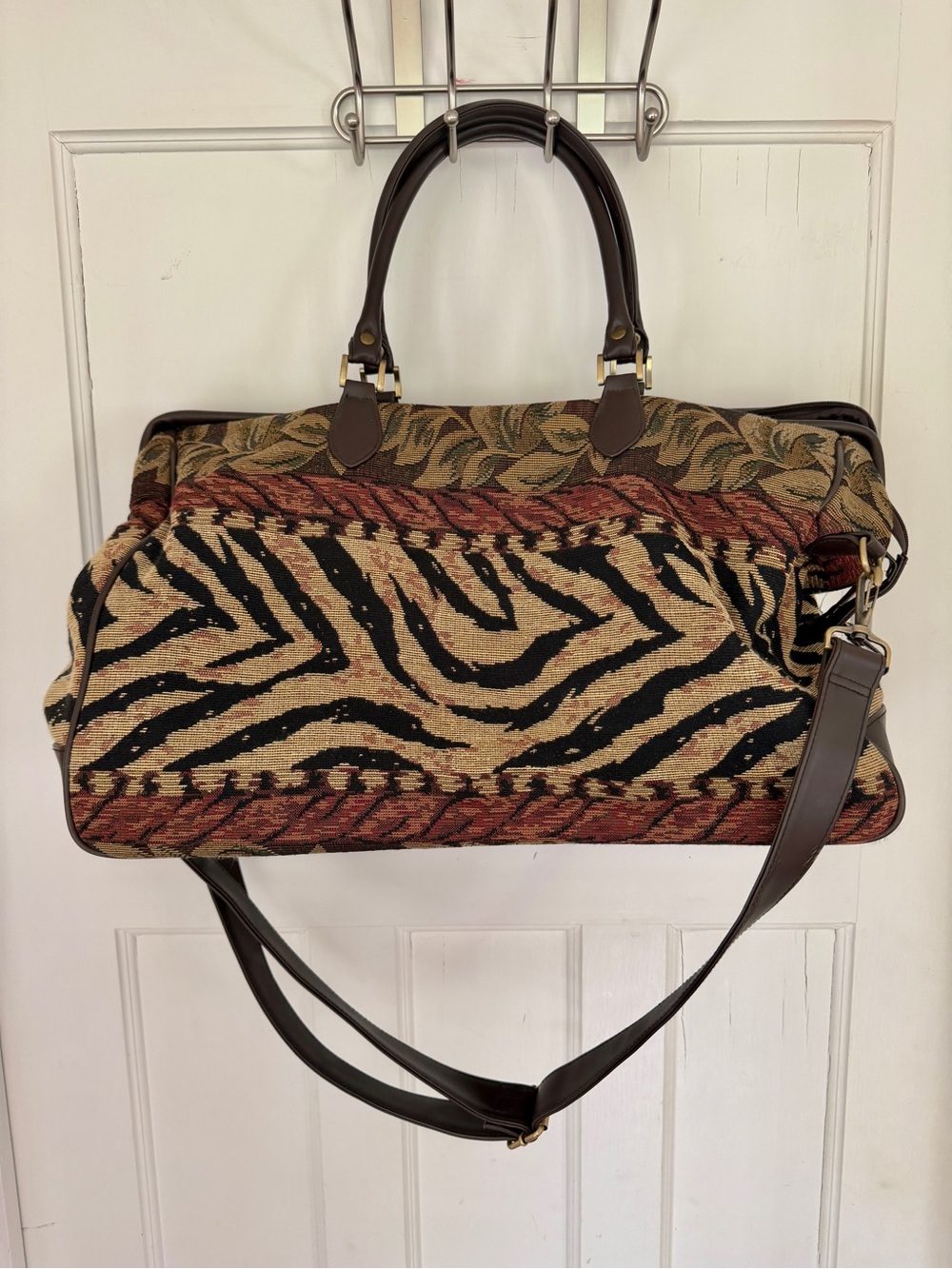 Never used🌸 Bueno Zebra-Print Tapestry Satchel in Black, Tan & Brown